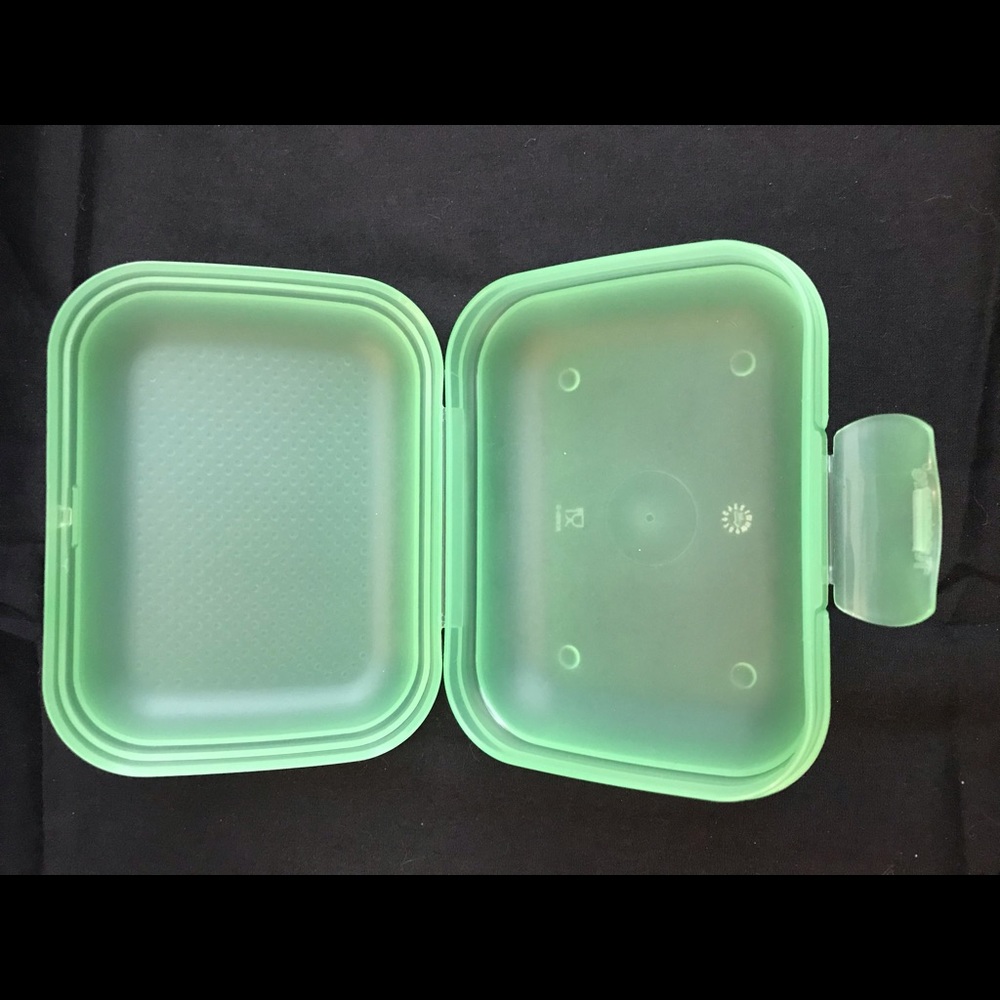 New Tupperware Packables container small